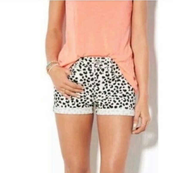 American Eagle Cheetah Print High Waisted Shorts - Picture 1 of 4